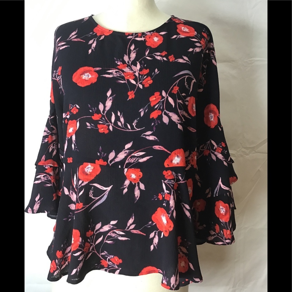 Gibson women’s floral oversized blouse size small